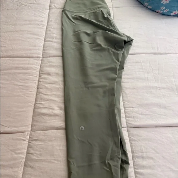 lululemon Sage Green Leggings - Picture 4 of 4